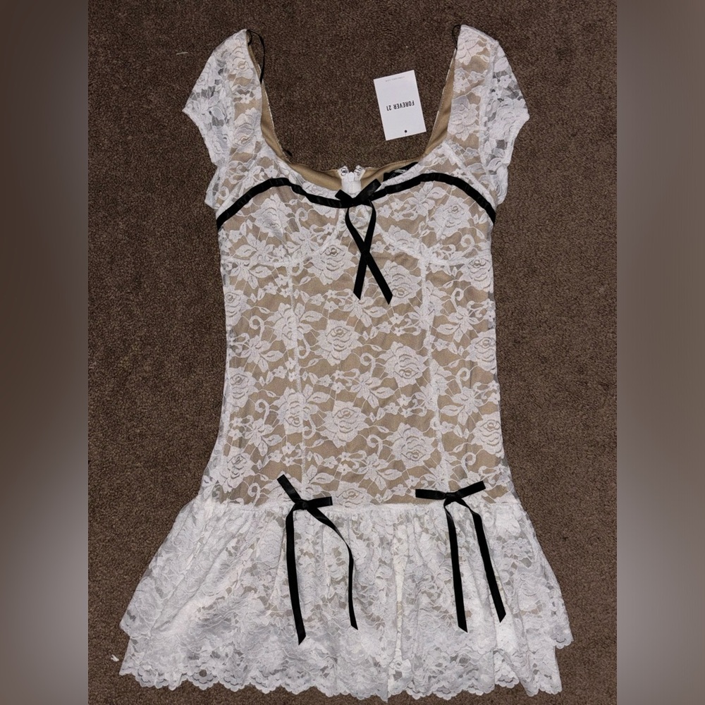 Lace mini dress with black silk ties NWT size L